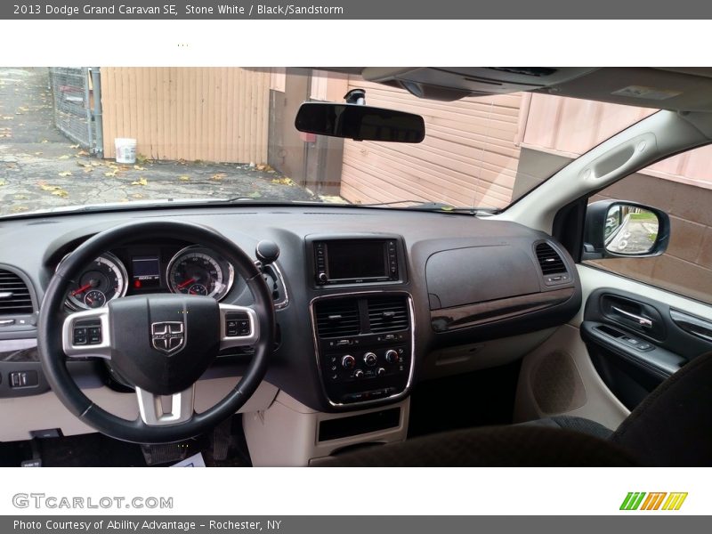 Stone White / Black/Sandstorm 2013 Dodge Grand Caravan SE