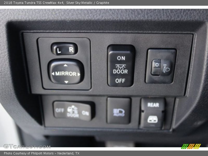 Silver Sky Metallic / Graphite 2018 Toyota Tundra TSS CrewMax 4x4