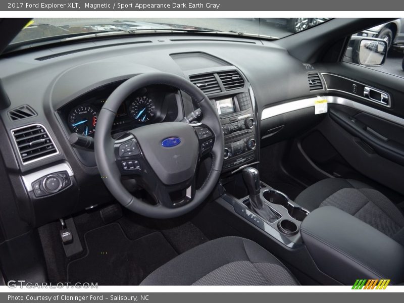 Magnetic / Sport Appearance Dark Earth Gray 2017 Ford Explorer XLT