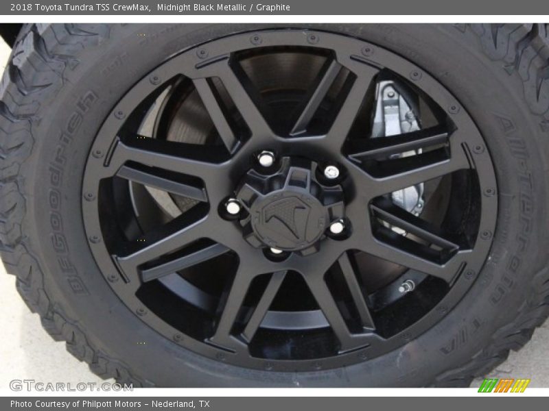 Midnight Black Metallic / Graphite 2018 Toyota Tundra TSS CrewMax