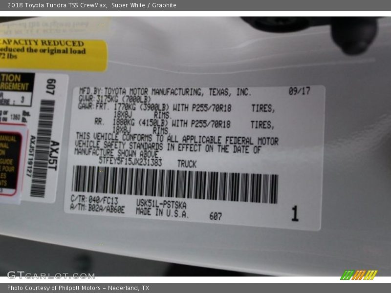 Super White / Graphite 2018 Toyota Tundra TSS CrewMax