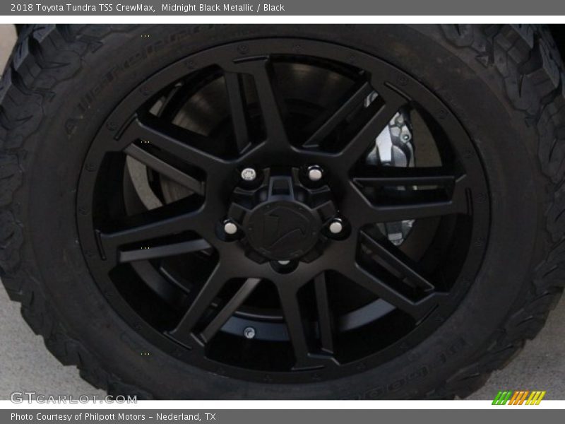 Midnight Black Metallic / Black 2018 Toyota Tundra TSS CrewMax