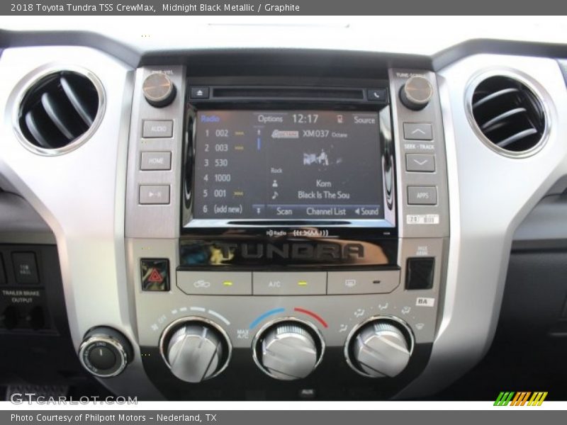 Midnight Black Metallic / Graphite 2018 Toyota Tundra TSS CrewMax