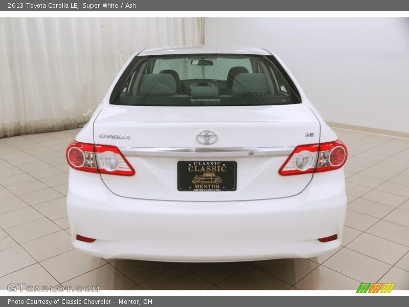 Super White / Ash 2013 Toyota Corolla LE