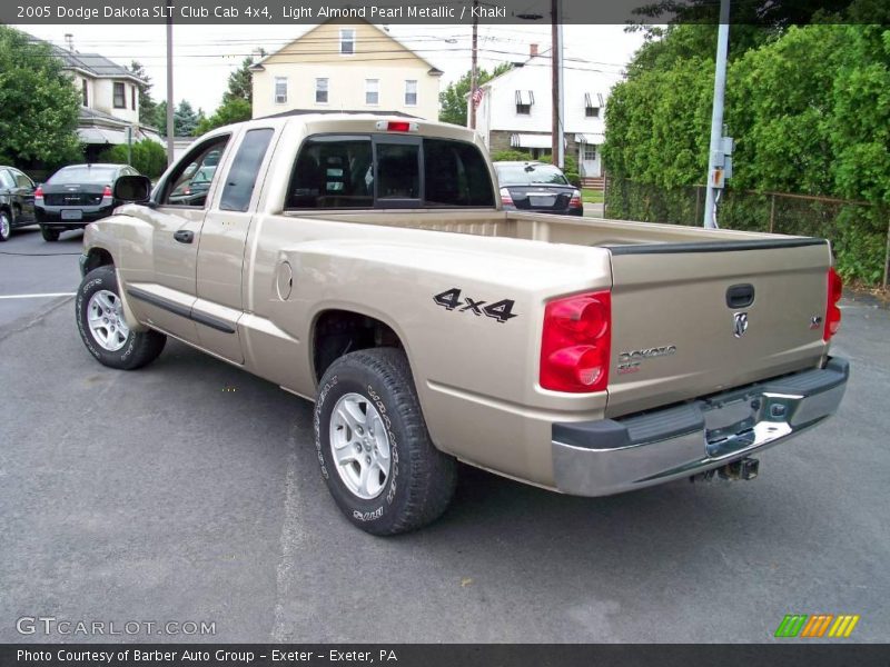 Light Almond Pearl Metallic / Khaki 2005 Dodge Dakota SLT Club Cab 4x4