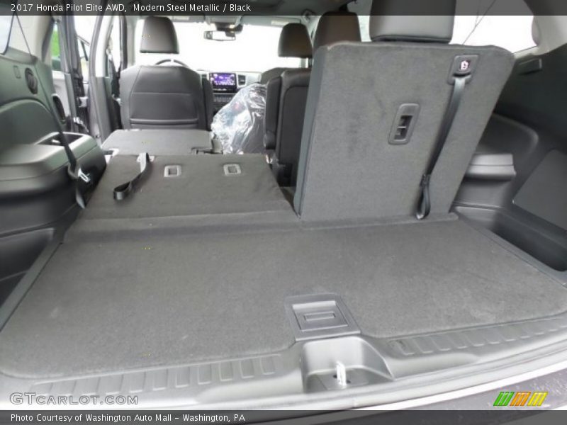 Modern Steel Metallic / Black 2017 Honda Pilot Elite AWD
