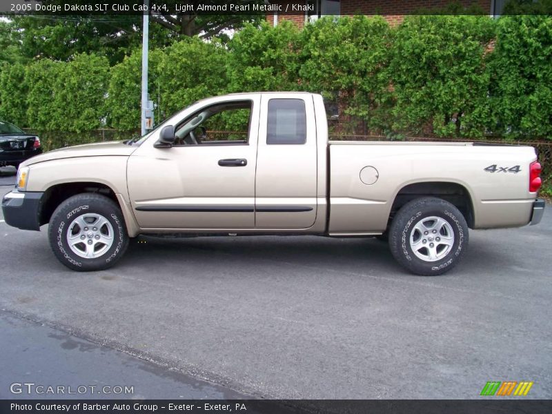 Light Almond Pearl Metallic / Khaki 2005 Dodge Dakota SLT Club Cab 4x4