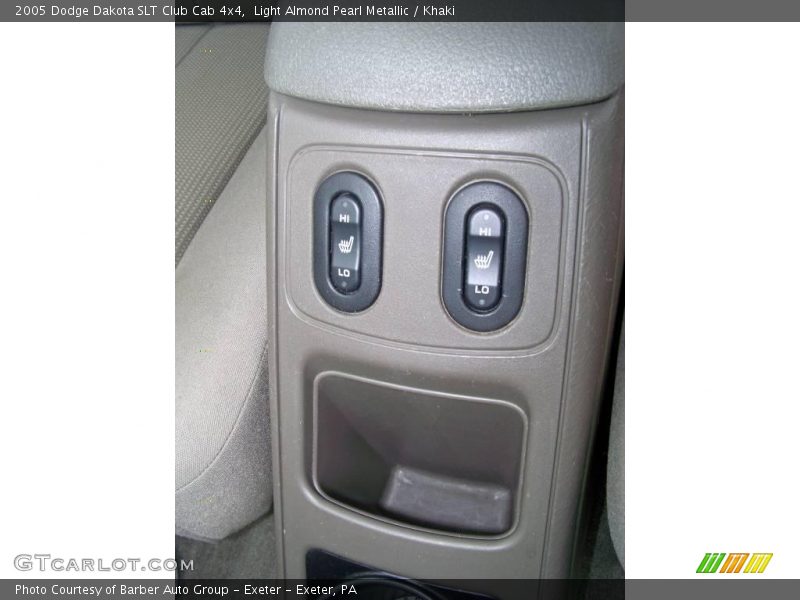 Light Almond Pearl Metallic / Khaki 2005 Dodge Dakota SLT Club Cab 4x4
