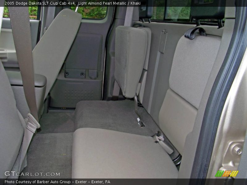 Light Almond Pearl Metallic / Khaki 2005 Dodge Dakota SLT Club Cab 4x4
