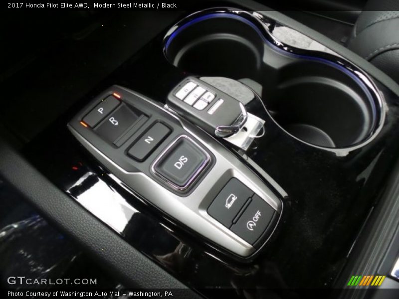 Modern Steel Metallic / Black 2017 Honda Pilot Elite AWD