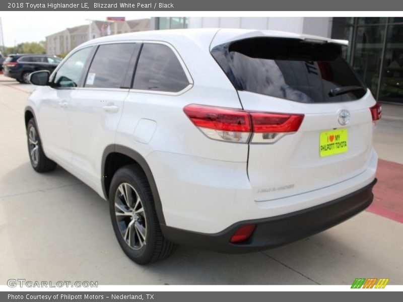 Blizzard White Pearl / Black 2018 Toyota Highlander LE