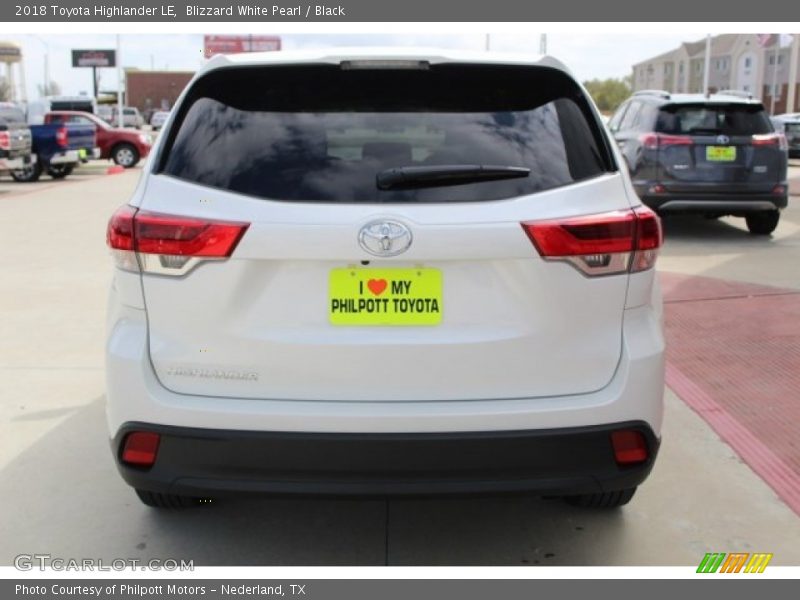 Blizzard White Pearl / Black 2018 Toyota Highlander LE