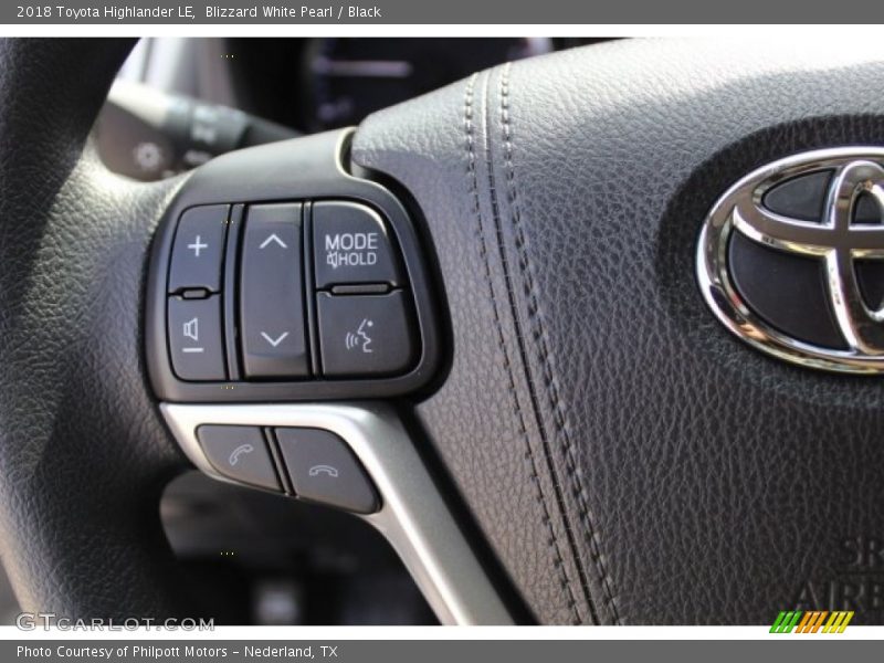 Blizzard White Pearl / Black 2018 Toyota Highlander LE