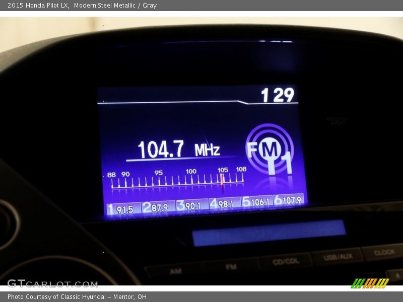 Modern Steel Metallic / Gray 2015 Honda Pilot LX