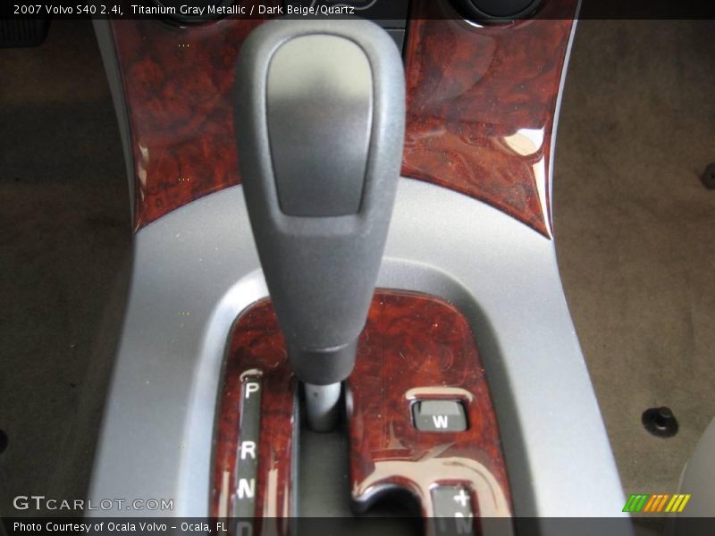 Titanium Gray Metallic / Dark Beige/Quartz 2007 Volvo S40 2.4i