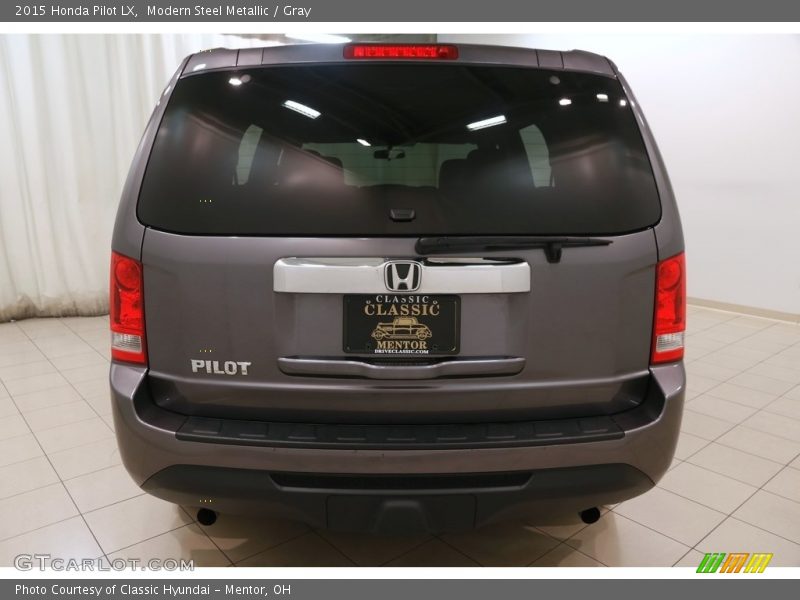 Modern Steel Metallic / Gray 2015 Honda Pilot LX