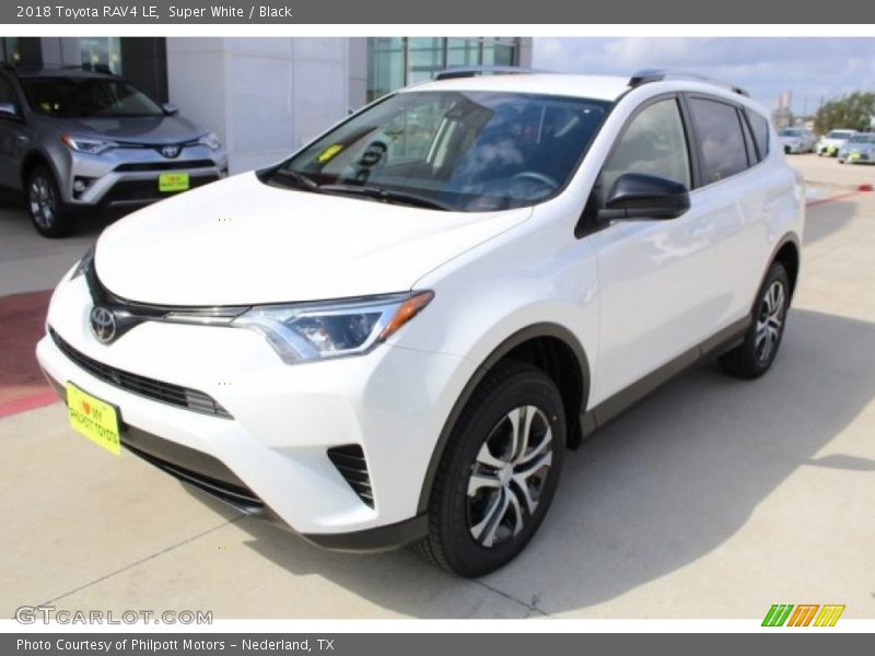 Super White / Black 2018 Toyota RAV4 LE