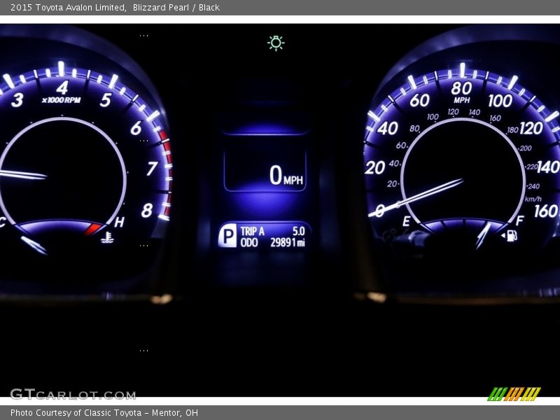 Blizzard Pearl / Black 2015 Toyota Avalon Limited