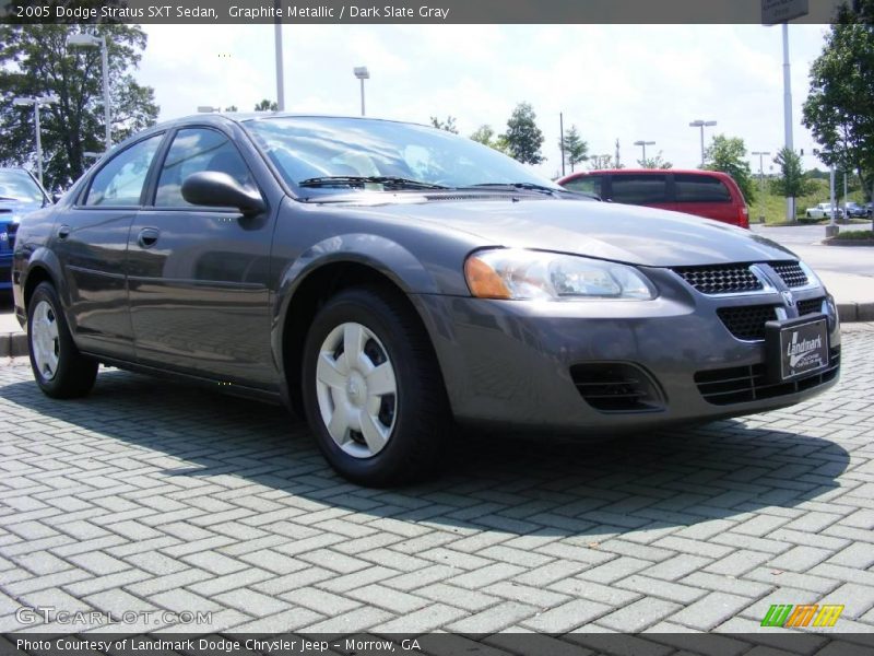 Graphite Metallic / Dark Slate Gray 2005 Dodge Stratus SXT Sedan