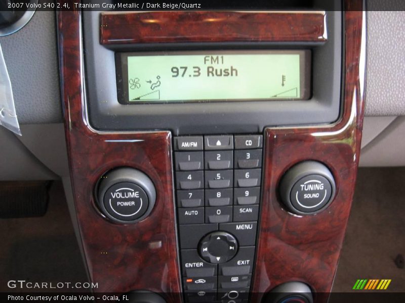 Titanium Gray Metallic / Dark Beige/Quartz 2007 Volvo S40 2.4i
