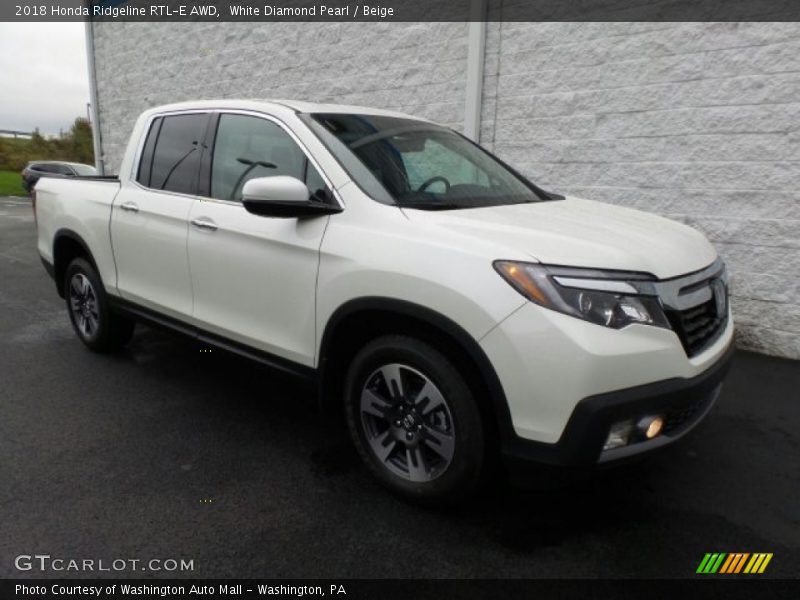 White Diamond Pearl / Beige 2018 Honda Ridgeline RTL-E AWD