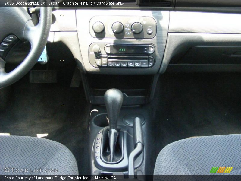 Graphite Metallic / Dark Slate Gray 2005 Dodge Stratus SXT Sedan