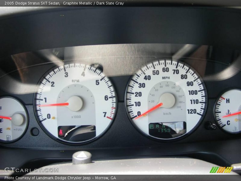 Graphite Metallic / Dark Slate Gray 2005 Dodge Stratus SXT Sedan