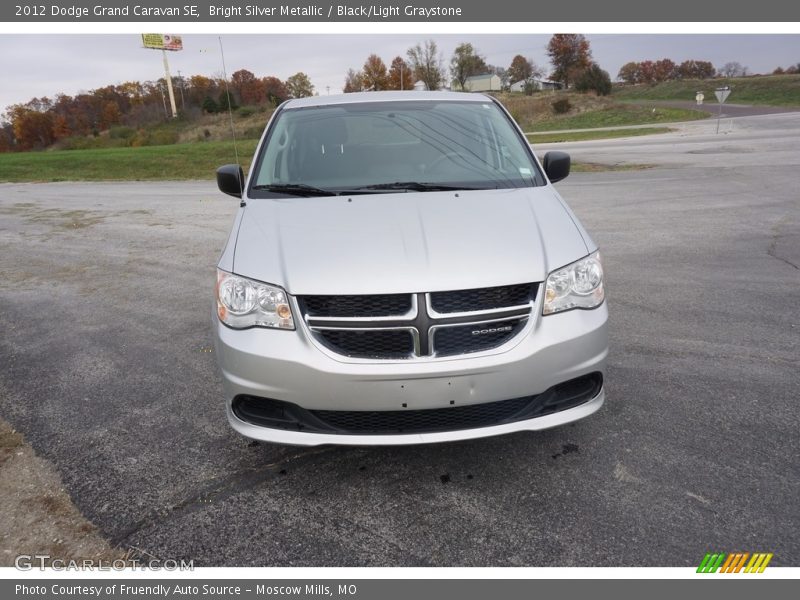 Bright Silver Metallic / Black/Light Graystone 2012 Dodge Grand Caravan SE