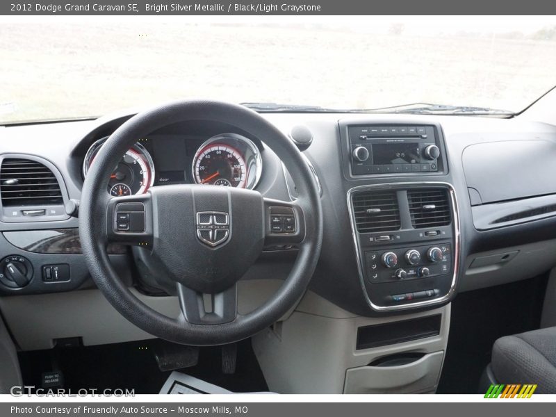 Bright Silver Metallic / Black/Light Graystone 2012 Dodge Grand Caravan SE