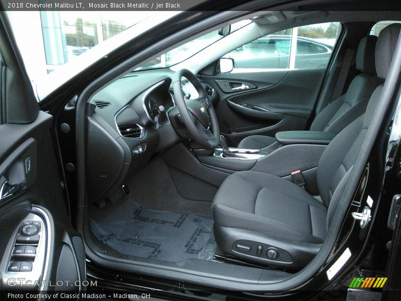 Mosaic Black Metallic / Jet Black 2018 Chevrolet Malibu LT