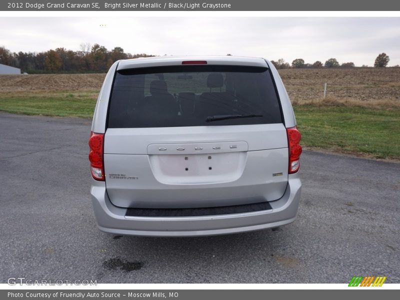 Bright Silver Metallic / Black/Light Graystone 2012 Dodge Grand Caravan SE