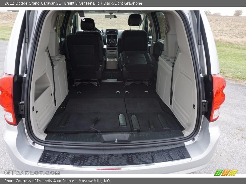 Bright Silver Metallic / Black/Light Graystone 2012 Dodge Grand Caravan SE