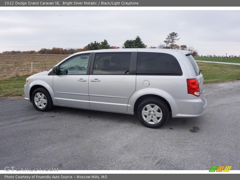Bright Silver Metallic / Black/Light Graystone 2012 Dodge Grand Caravan SE