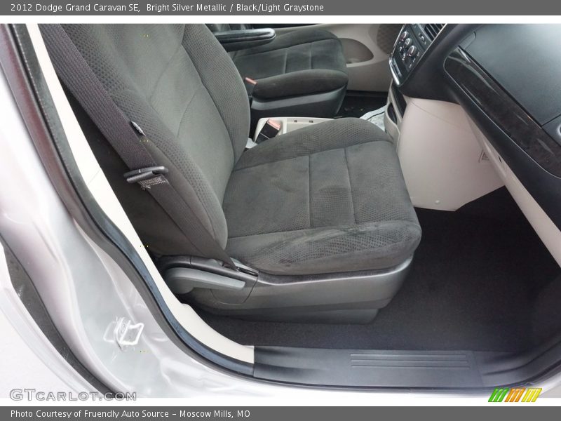 Bright Silver Metallic / Black/Light Graystone 2012 Dodge Grand Caravan SE