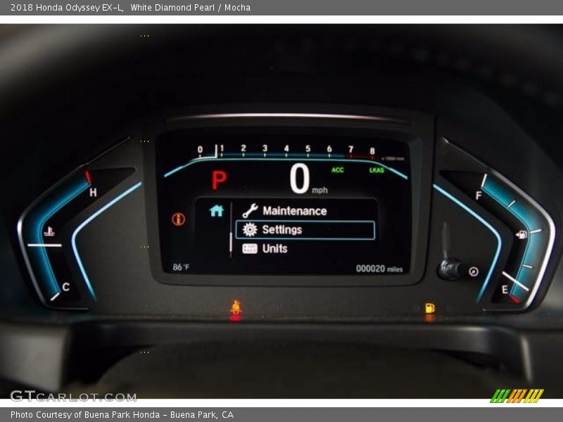 White Diamond Pearl / Mocha 2018 Honda Odyssey EX-L