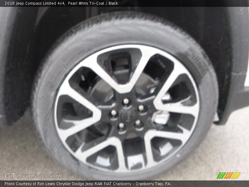 Pearl White Tri–Coat / Black 2018 Jeep Compass Limited 4x4