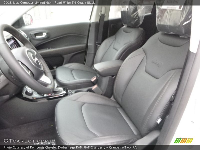 Pearl White Tri–Coat / Black 2018 Jeep Compass Limited 4x4
