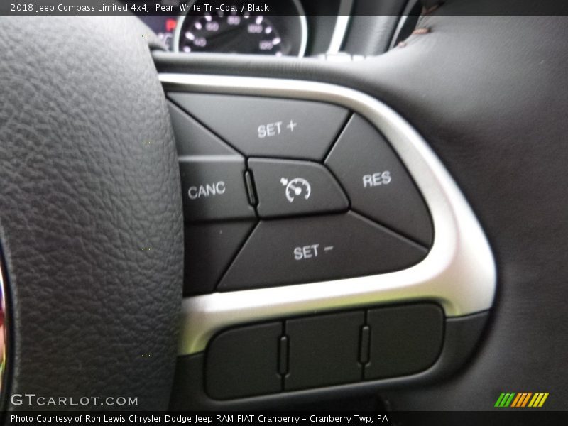 Pearl White Tri–Coat / Black 2018 Jeep Compass Limited 4x4