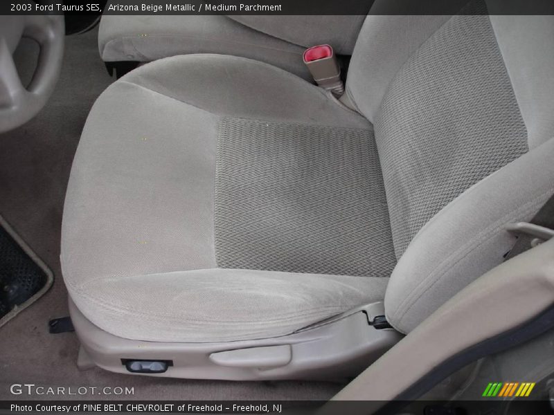 Arizona Beige Metallic / Medium Parchment 2003 Ford Taurus SES
