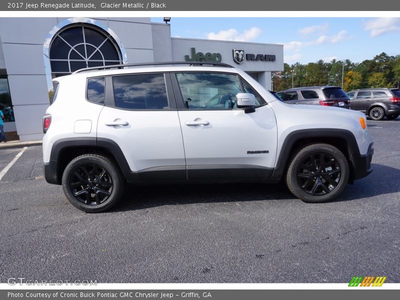 Glacier Metallic / Black 2017 Jeep Renegade Latitude