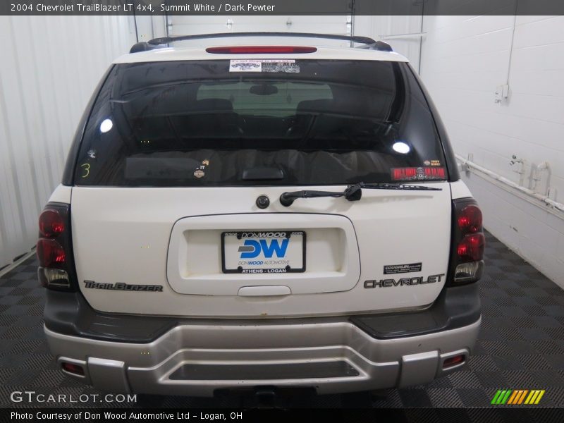 Summit White / Dark Pewter 2004 Chevrolet TrailBlazer LT 4x4
