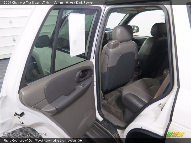 Summit White / Dark Pewter 2004 Chevrolet TrailBlazer LT 4x4