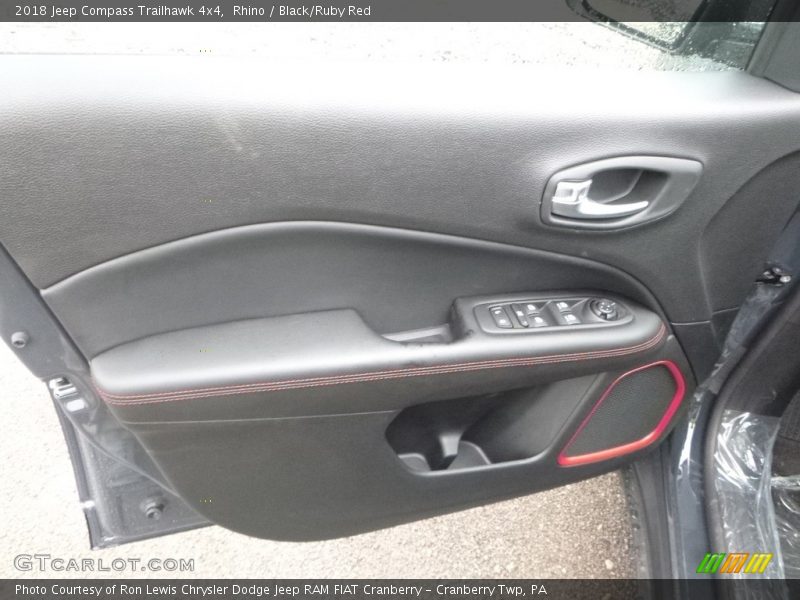 Rhino / Black/Ruby Red 2018 Jeep Compass Trailhawk 4x4