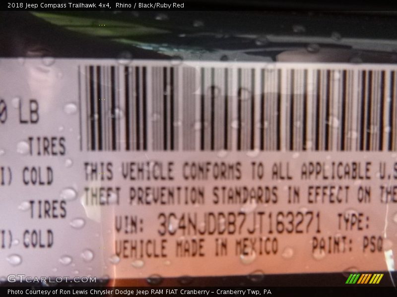 Rhino / Black/Ruby Red 2018 Jeep Compass Trailhawk 4x4