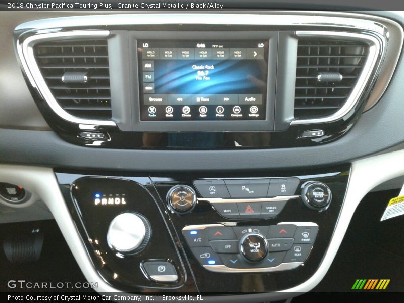 Granite Crystal Metallic / Black/Alloy 2018 Chrysler Pacifica Touring Plus