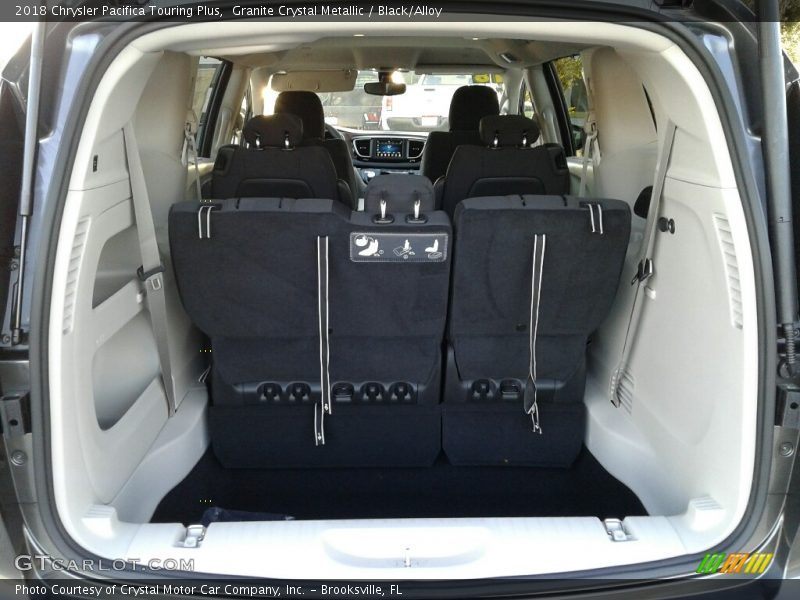 Granite Crystal Metallic / Black/Alloy 2018 Chrysler Pacifica Touring Plus