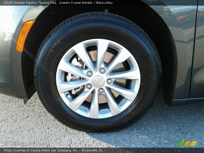 Granite Crystal Metallic / Black/Alloy 2018 Chrysler Pacifica Touring Plus