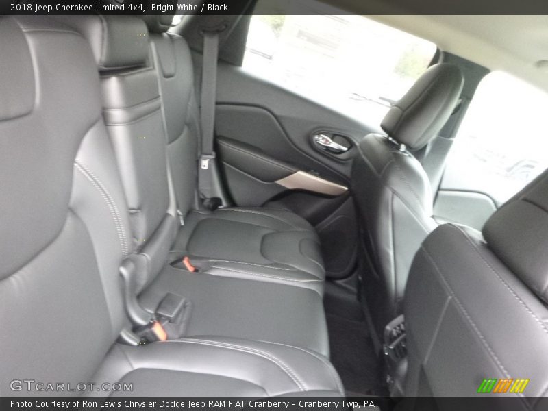 Bright White / Black 2018 Jeep Cherokee Limited 4x4