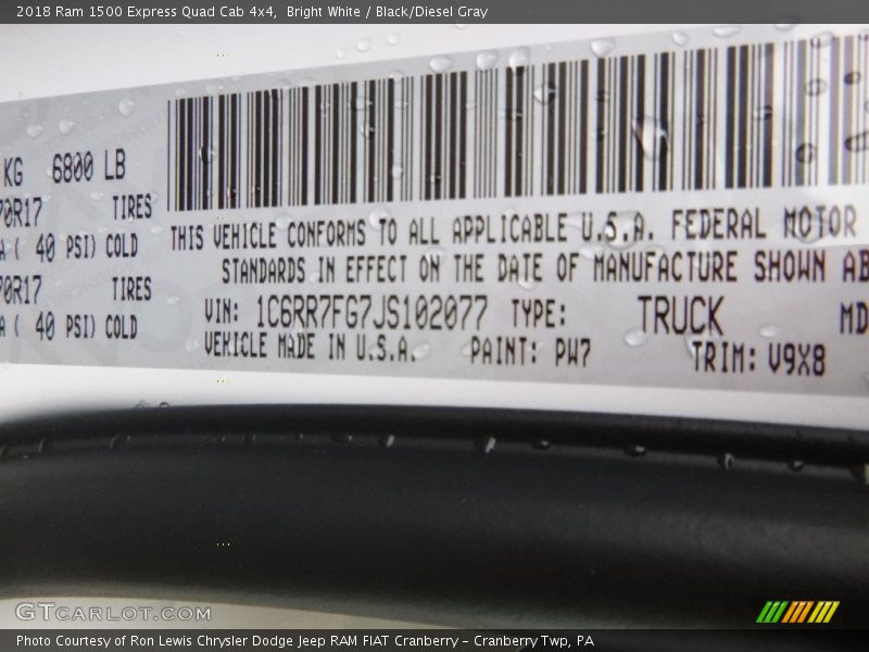 Bright White / Black/Diesel Gray 2018 Ram 1500 Express Quad Cab 4x4