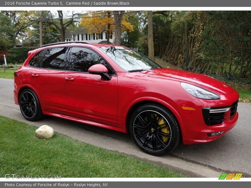 Front 3/4 View of 2016 Cayenne Turbo S